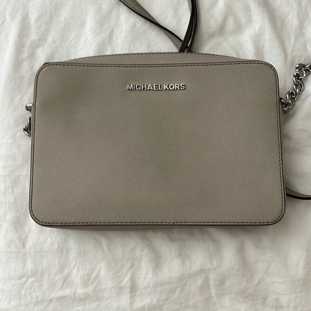 Michael Kors Jet Set camera bag